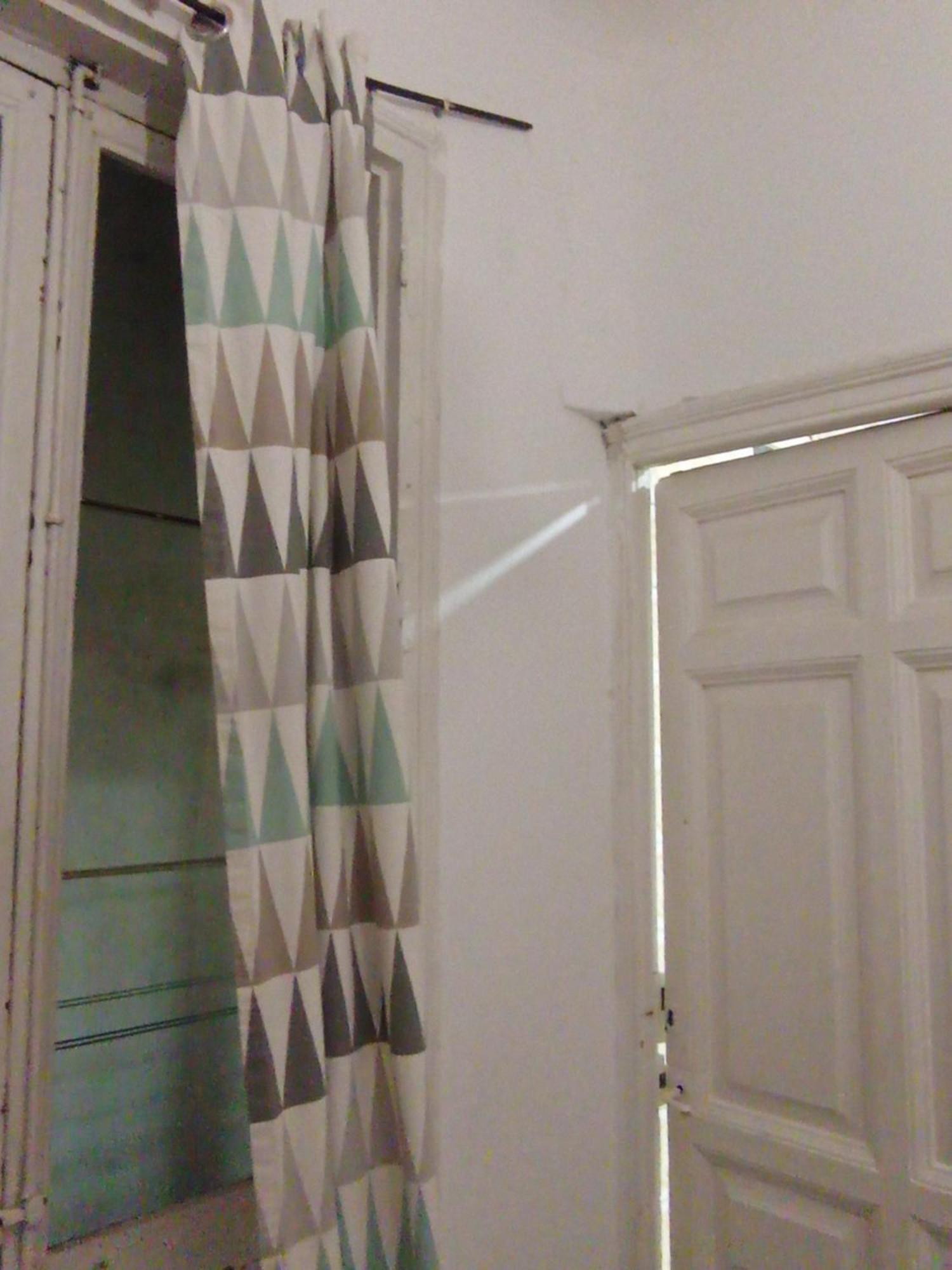 B&B Eco Cubes Madrid Bagian luar foto